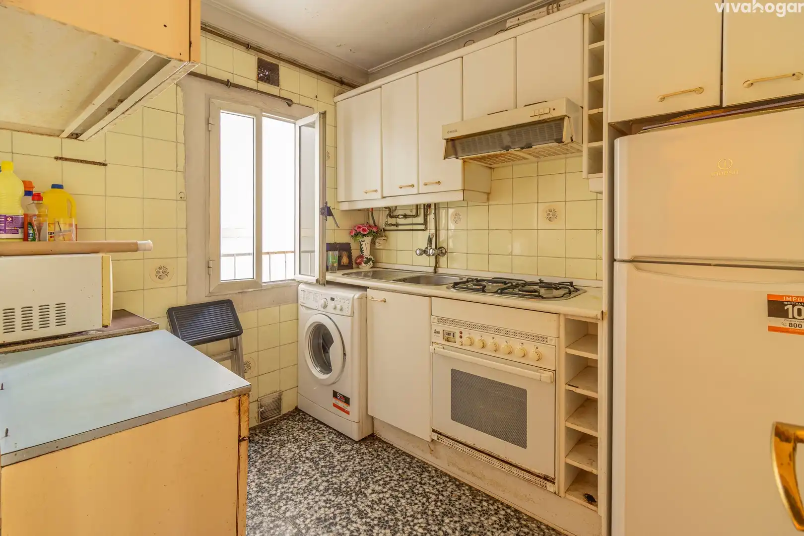 Cocina de Piso en venta en Madrid con Terraza