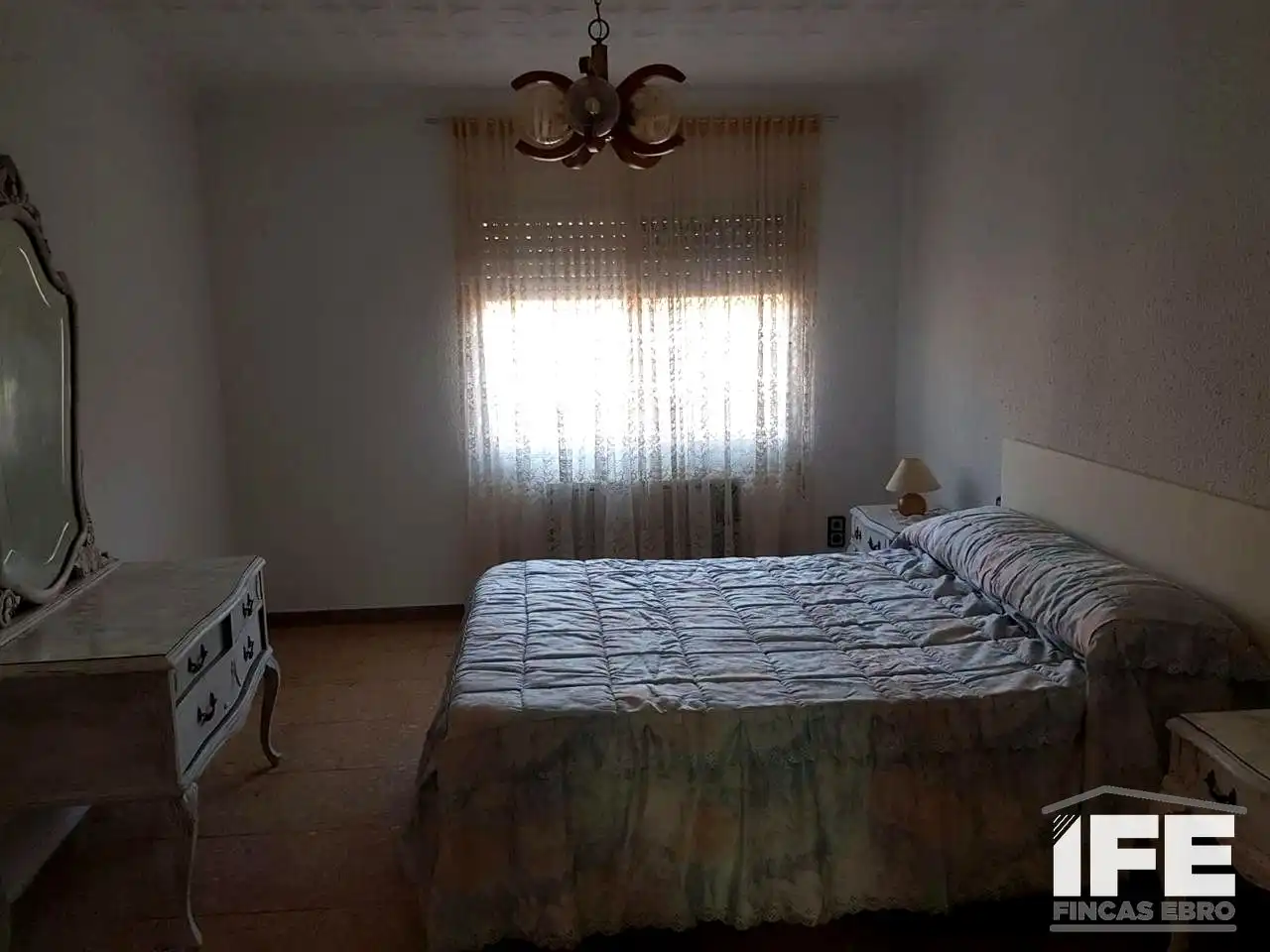 Habitación de Casa o chalet en venta en Alagón con Amueblado