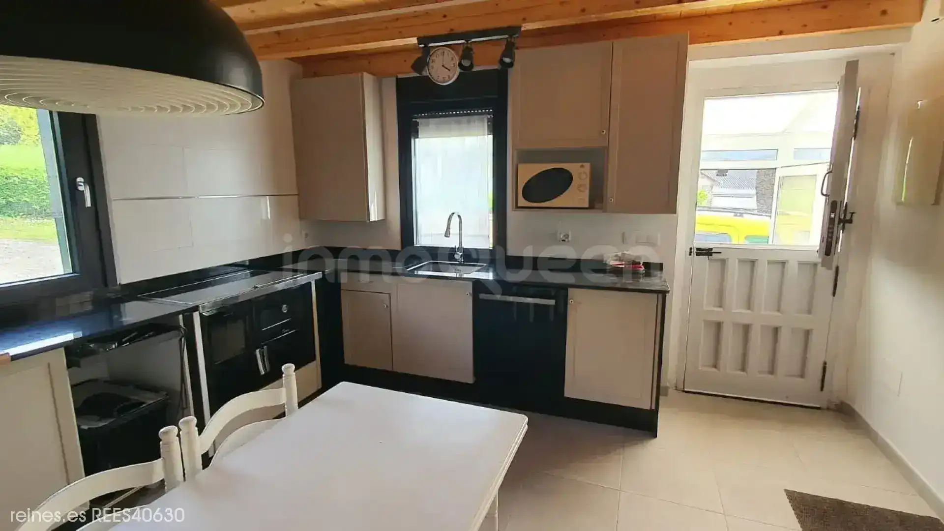 Kitchen of Houses for sale in Barreiros  with Air Conditioner, Heating and Private garden