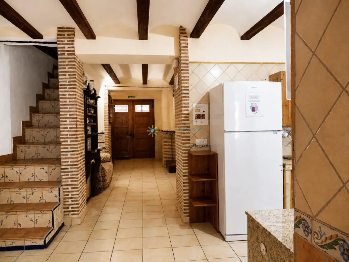 Küche von Geschaftsraum zum Verkauf in El Palomar mit Klimaanlage, Terrasse und Möbliert