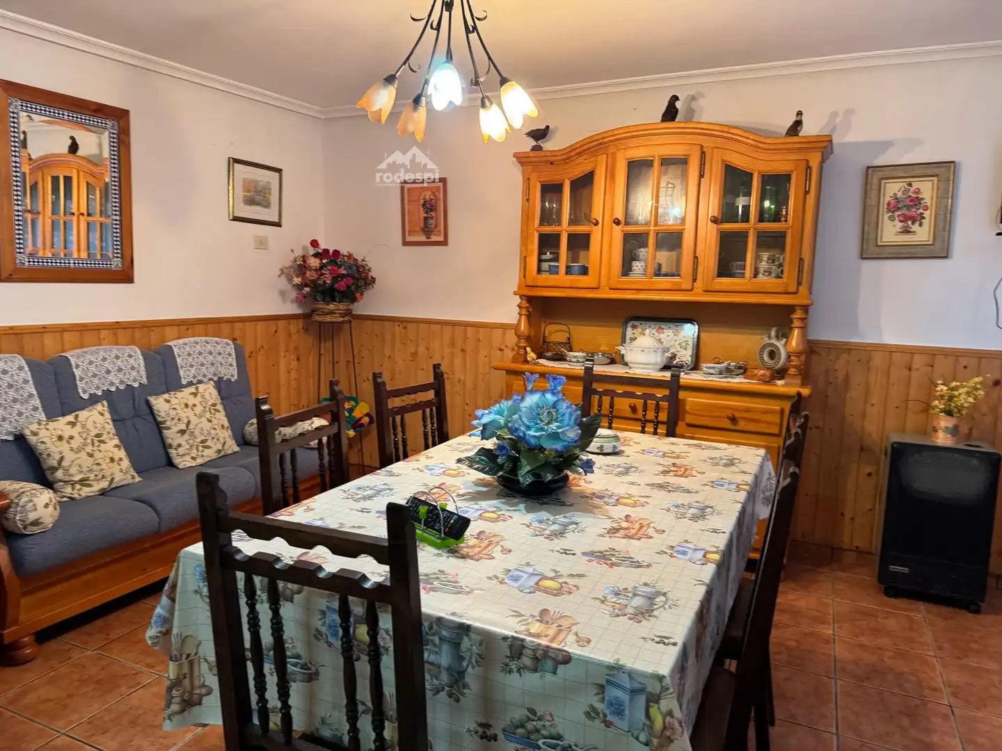Comedor de Casa o chalet en venta en A Teixeira  con Trastero y Amueblado