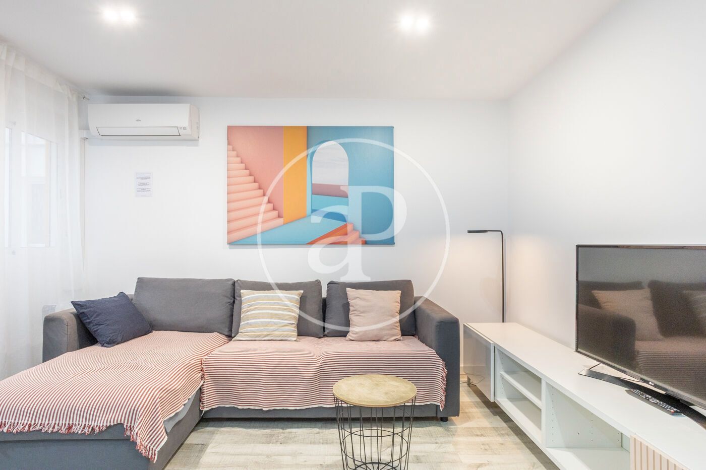 Living room of Flat for sale in  Valencia Capital  with Air Conditioner, Heating and Furnished