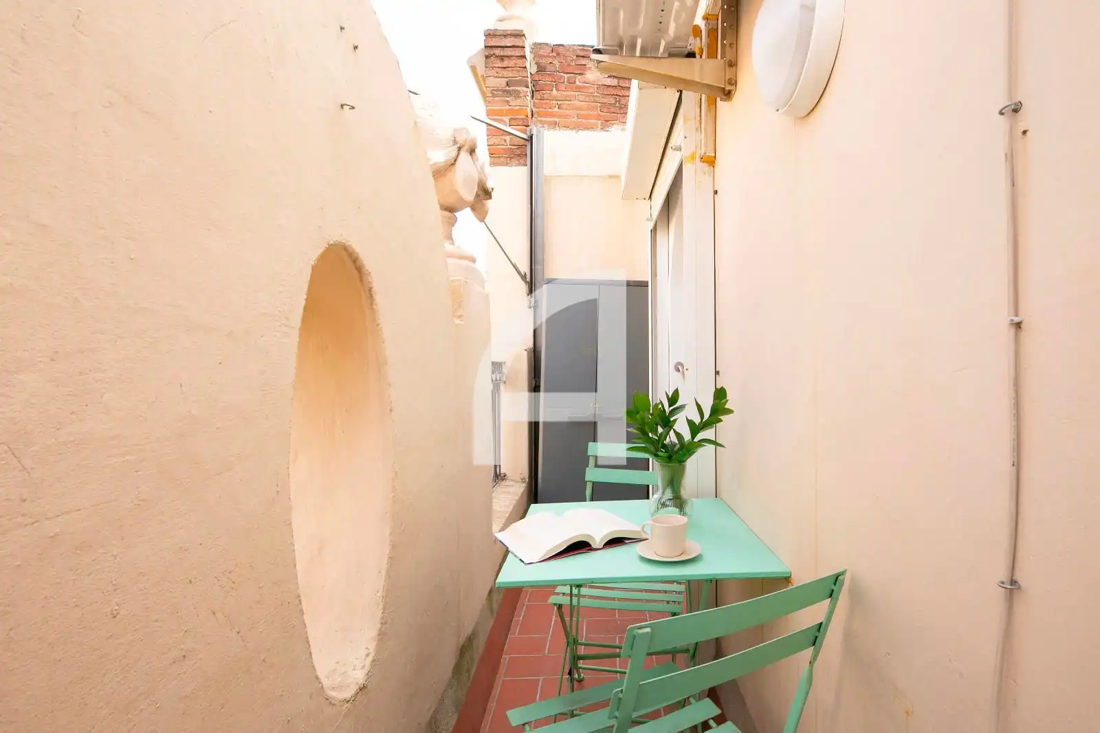 Flat with terrace to rent in Carrer de Santalo, imagen 6