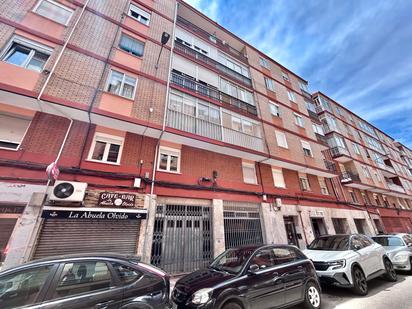 Exterior view of Flat for sale in Valladolid Capital  with Balcony