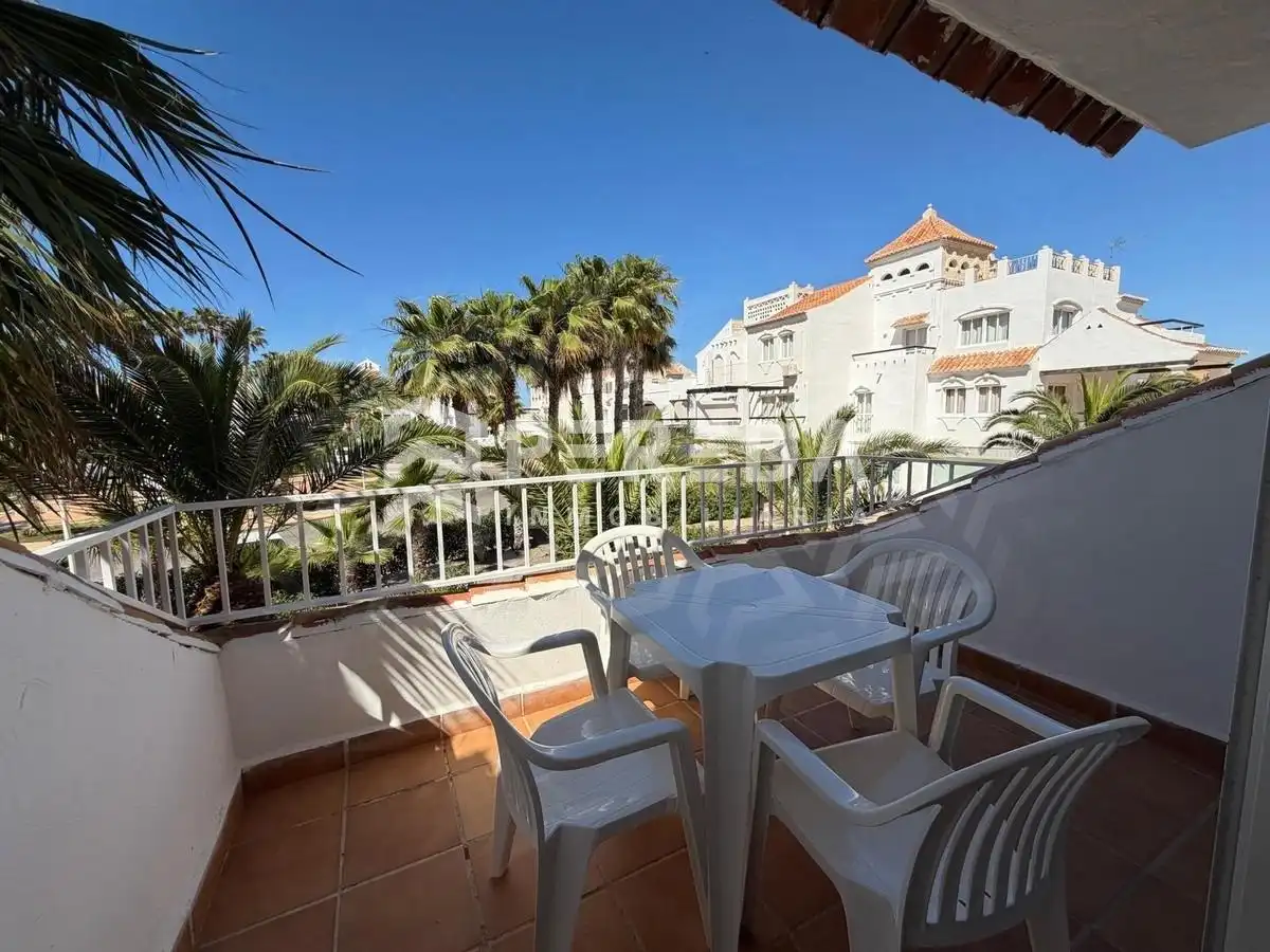 Terraza de Apartamento en venta en Roquetas de Mar con Aire acondicionado, Jardín privado y Terraza