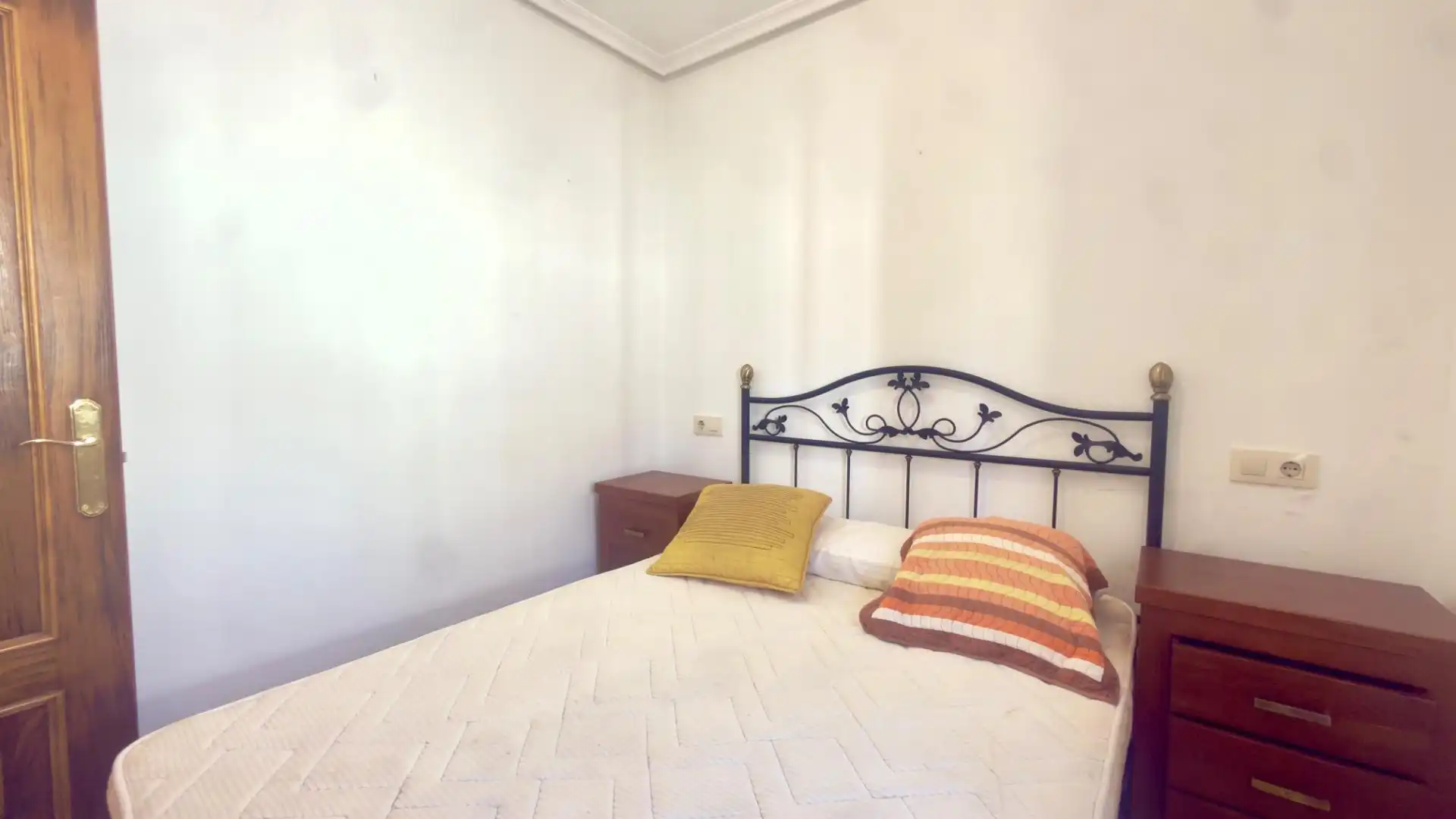 Bedroom of Houses for sale in Ourense Capital   with Heating, Private garden and Terrace