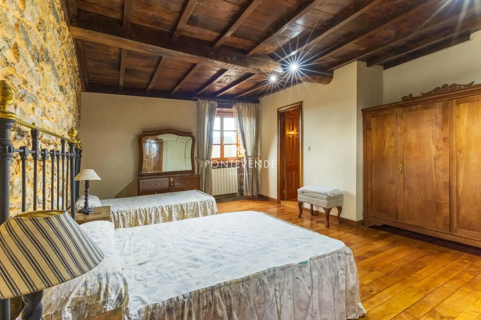 Habitación de Casa o chalet en venta en Santiso con Calefacción, Jardín privado y Terraza