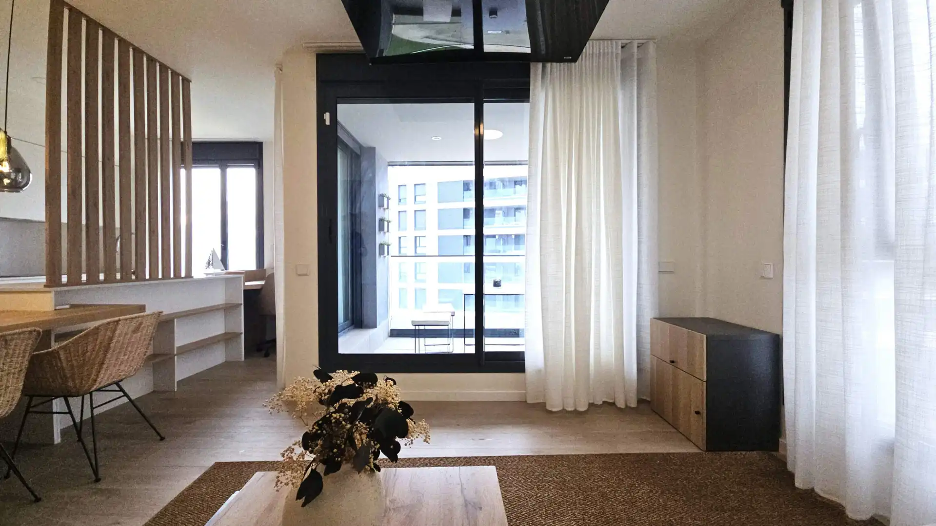 Living room of Flat for rent in Badalona  with Air Conditioner, Furnished and Alarm