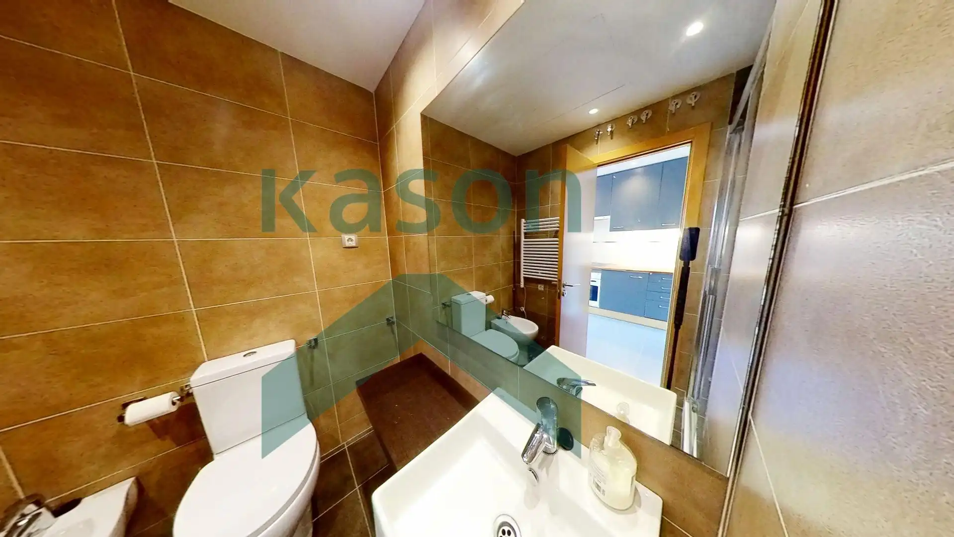 Baño de Estudio en venta en Madrid con Aire acondicionado, Calefacción y Trastero