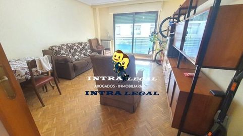 Foto 3 de Piso de alquiler en Antonio Espinosa, Carmelitas, Salamanca Capital