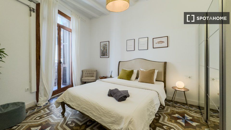 Flat to rent in Barri Gòtic