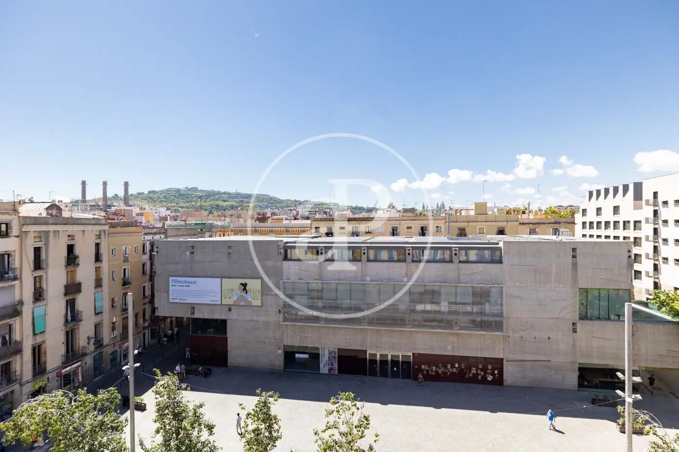 Vista exterior de Pis en venda en Barcelona amb Aire condicionat, Calefacció i Balcó