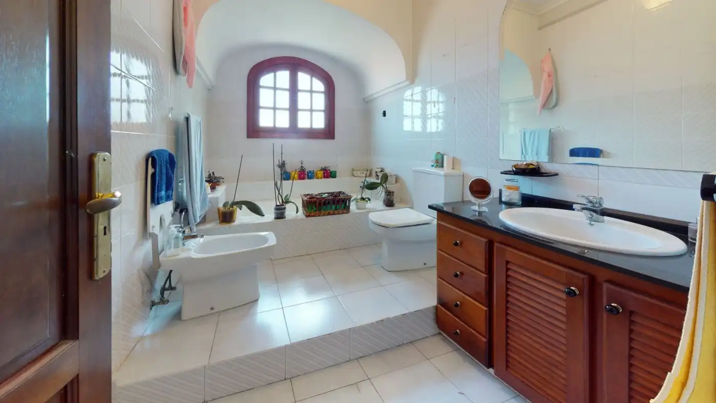 Bany de Casa o xalet en venda en Las Palmas de Gran Canaria amb Jardí privat, Terrassa i Traster