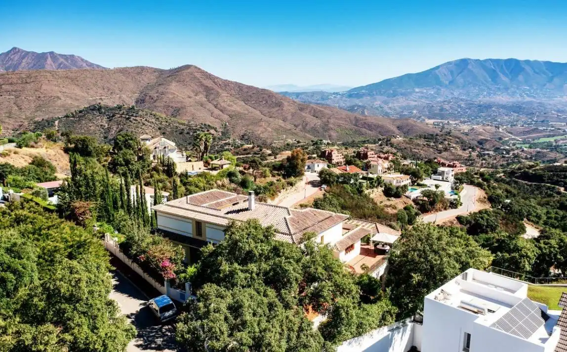 Detached house with pool for sale in Calle Valencia, imagen 7