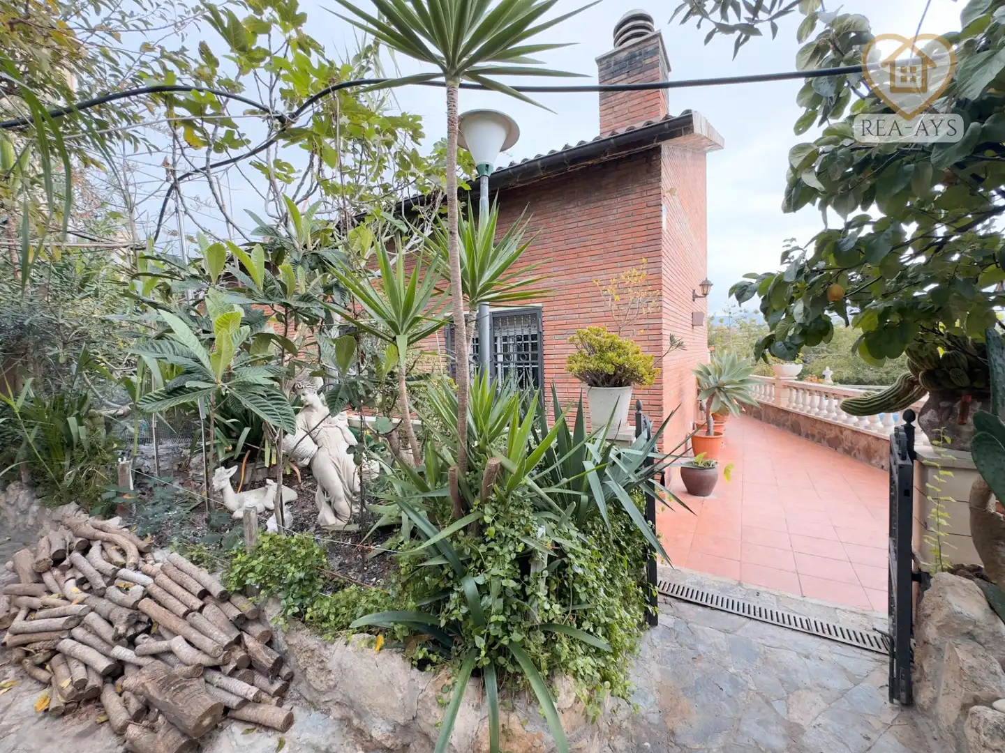 Garden of Houses for sale in Sant Vicenç Dels Horts  with Air Conditioner, Private garden and Terrace