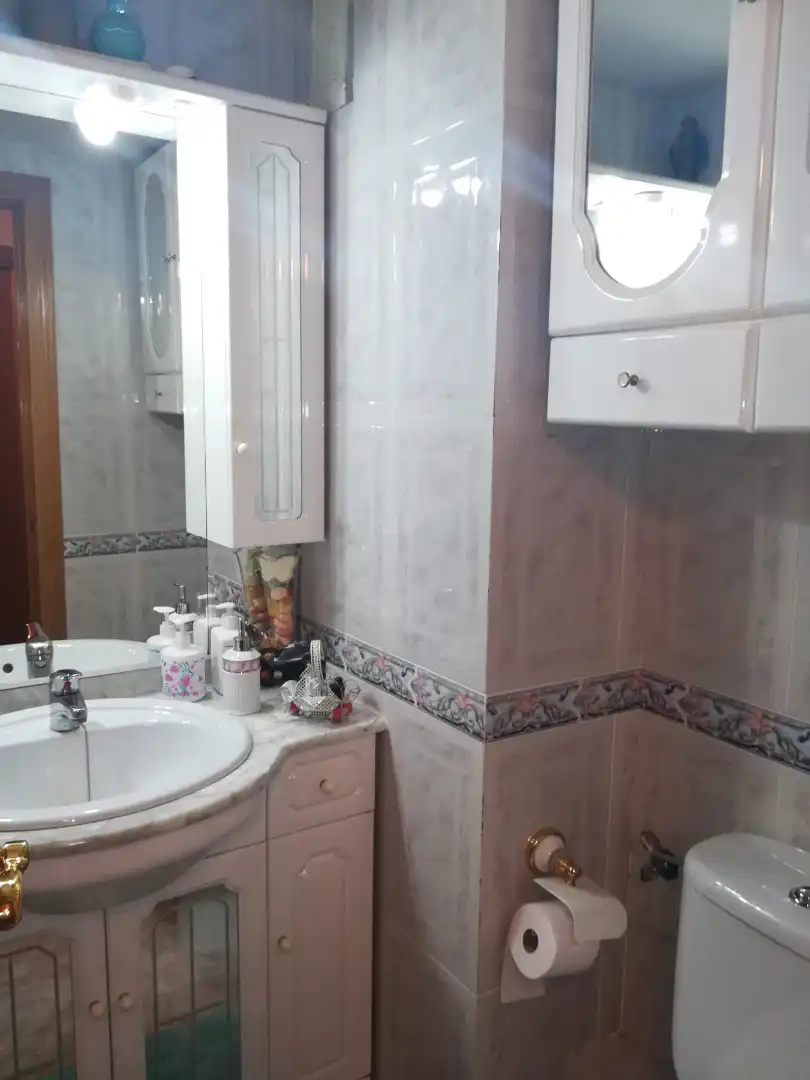 Bathroom of Flat for sale in Móstoles  with Heating, Parquet flooring and Terrace