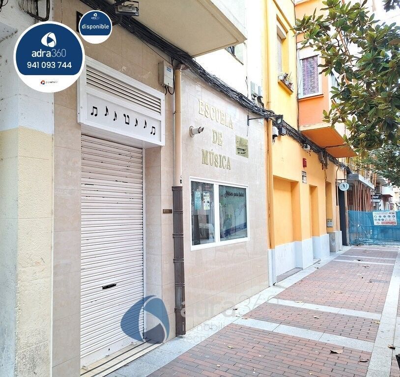 Vista exterior de Local en venta en  Logroño
