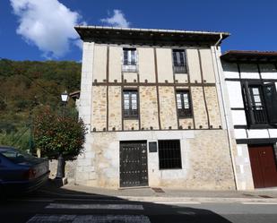 Vista exterior de Casa o xalet en venda en Albiztur amb Balcó