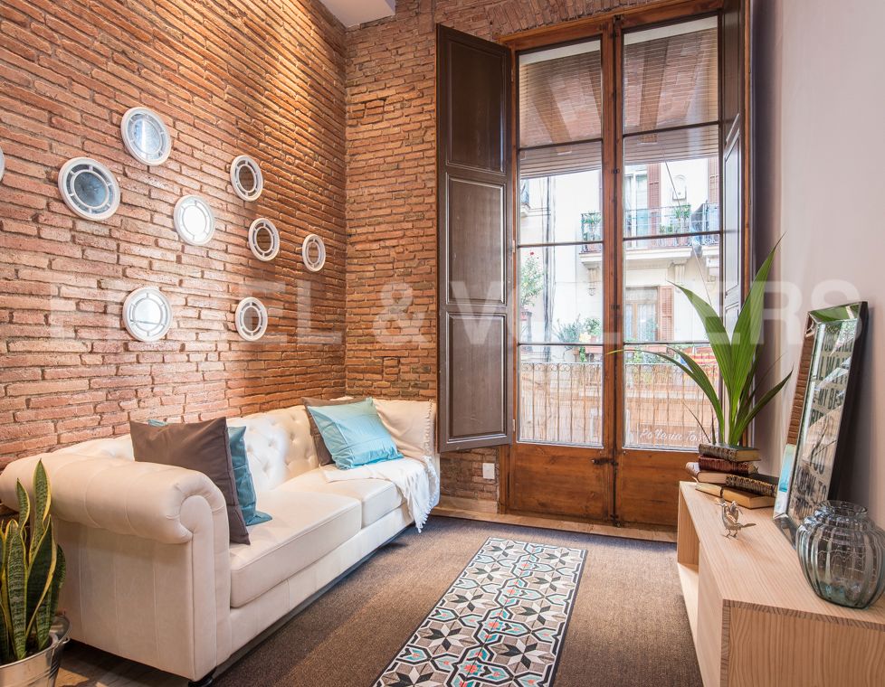 Sala d'estar de Apartament en venda en  Barcelona Capital amb Aire condicionat, Calefacció i Moblat