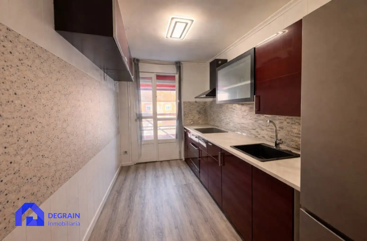 Cocina de Piso en venta en Carreño con Calefacción y Trastero