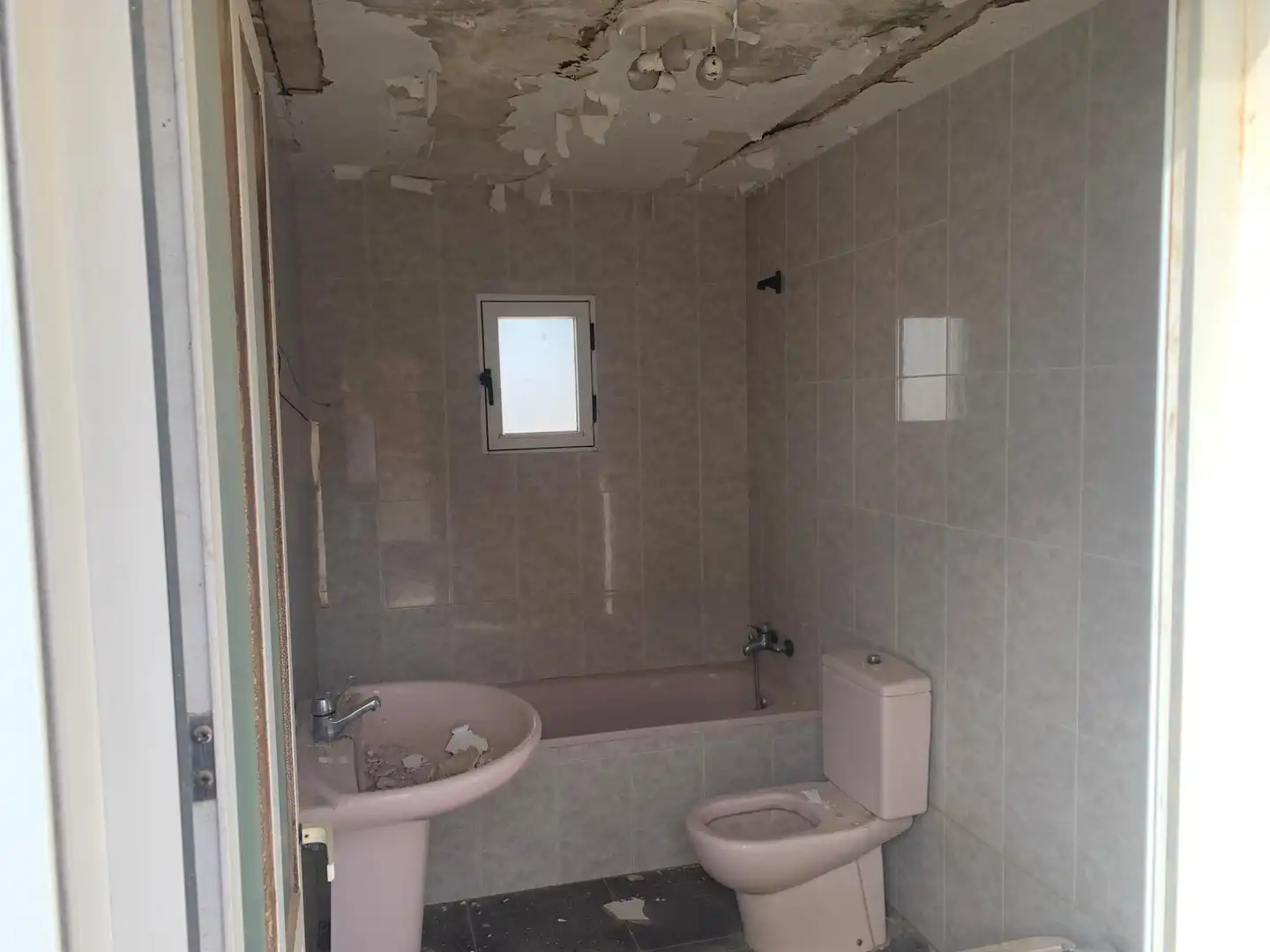 Baño de Edificio en venta en Pozo Alcón