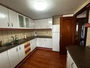 Cocina de Estudio de alquiler en Alcalá de Henares con Calefacción, Jardín privado y Amueblado