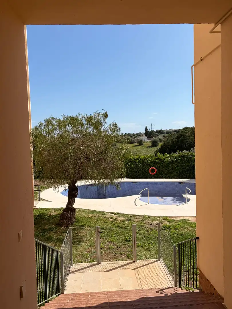 Piscina de Piso en venta en Mijas con Aire acondicionado, Parquet y Terraza