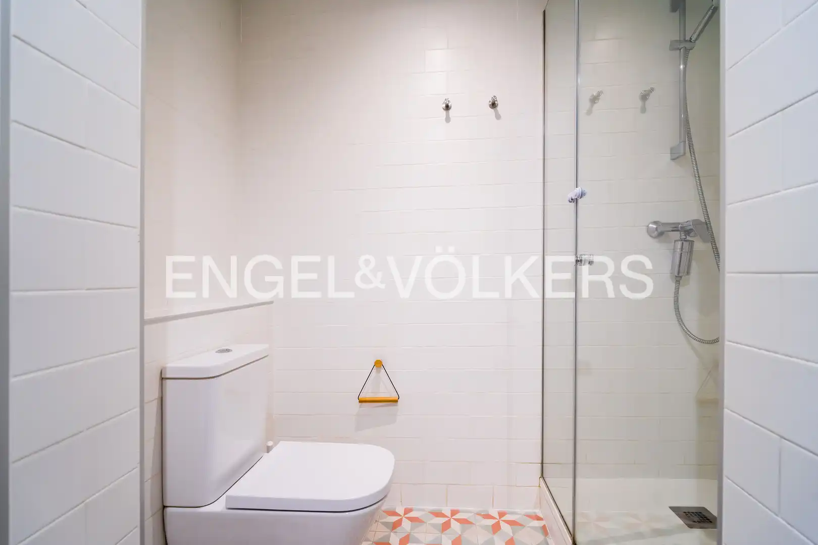 Bathroom of Flat for sale in Barcelona  with Air Conditioner, Heating and Parquet flooring