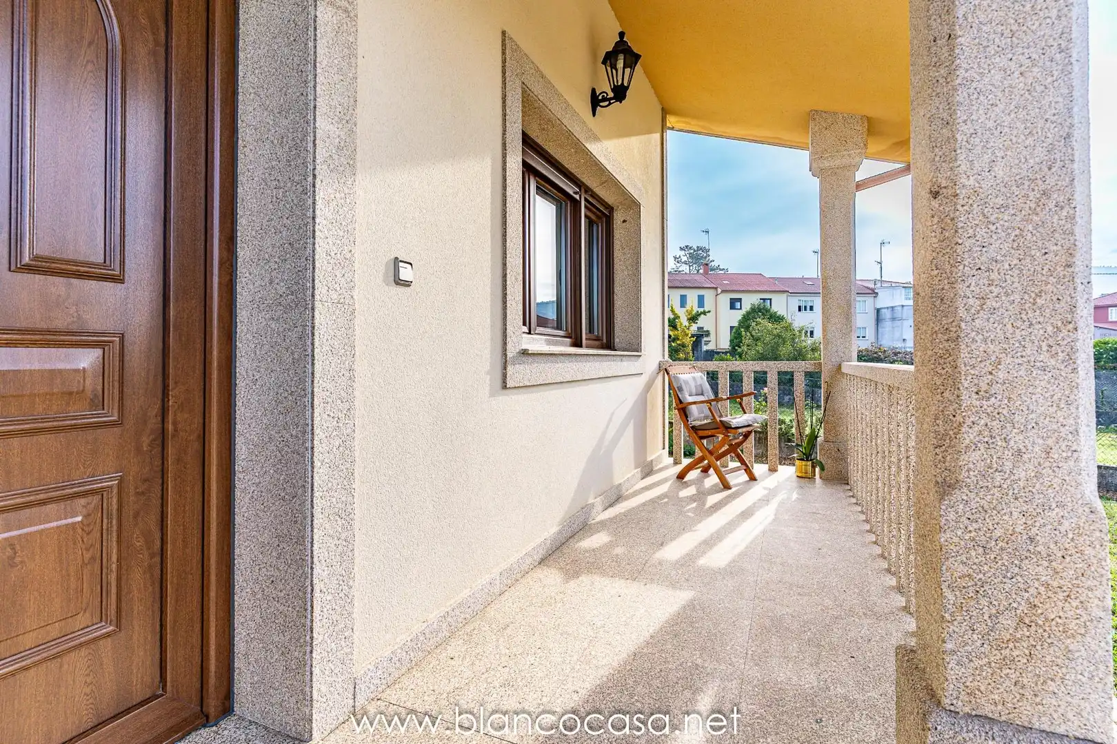 Terraza de Casa o chalet en venta en Carballo con Calefacción, Trastero y Amueblado