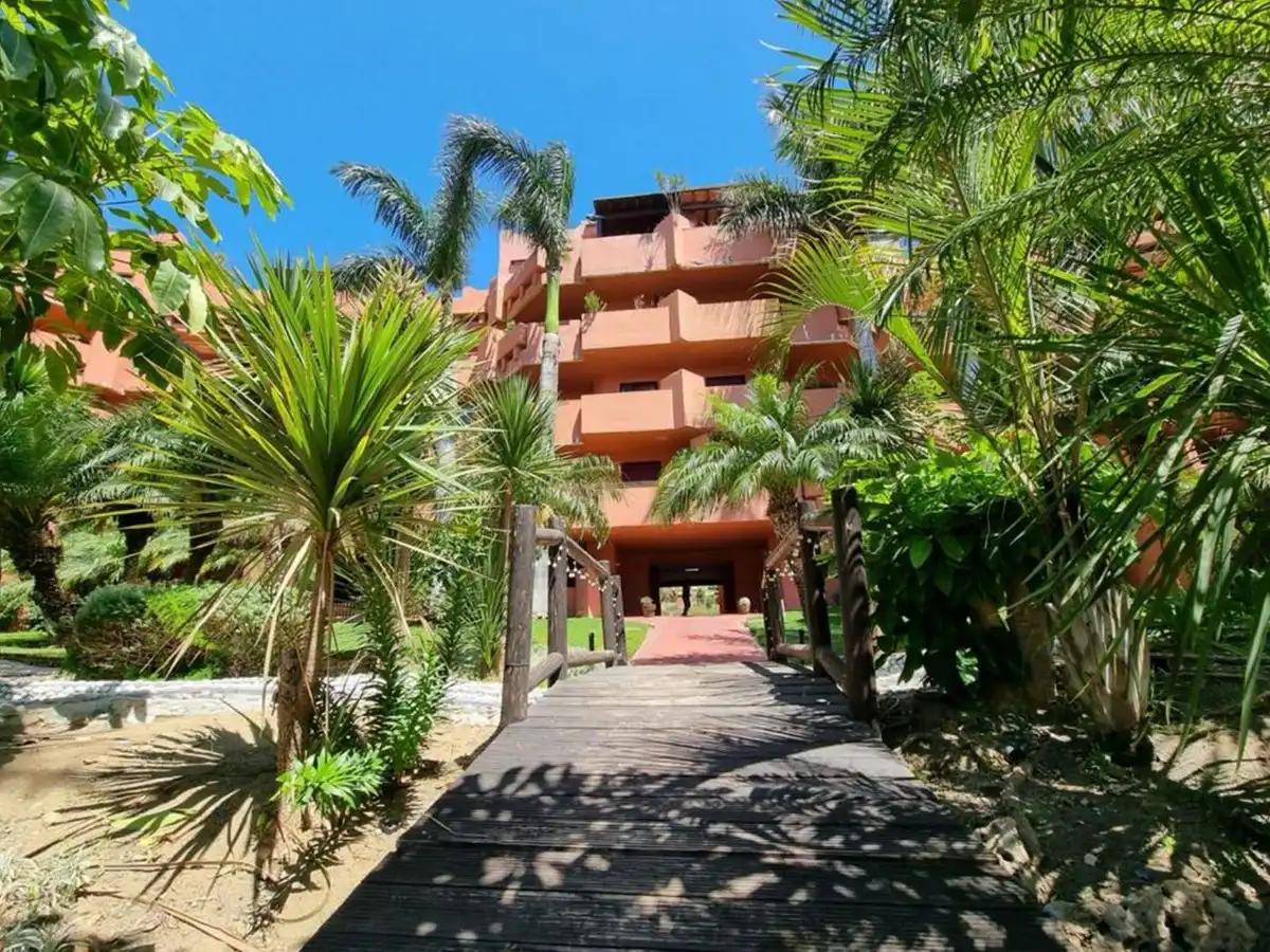 Apartament amb piscina en venda a Selwo, imagen 14