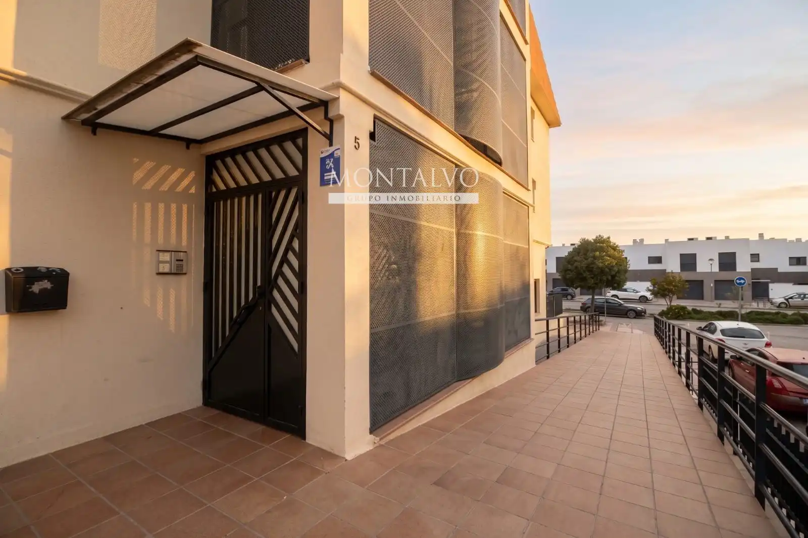 Vista exterior de Apartament de lloguer en Atarfe amb Terrassa, Moblat i Balcó