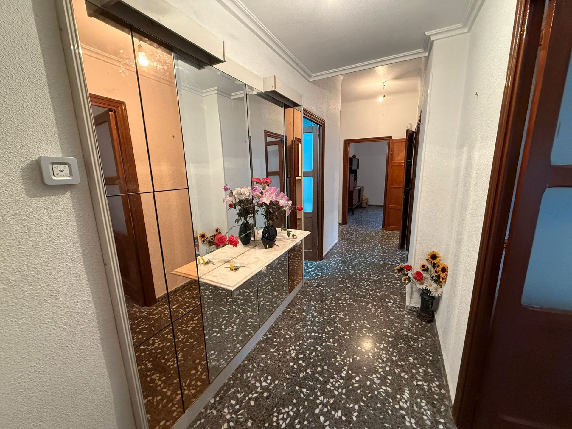 Piso en venta en Alicante / Alacant con Balcón