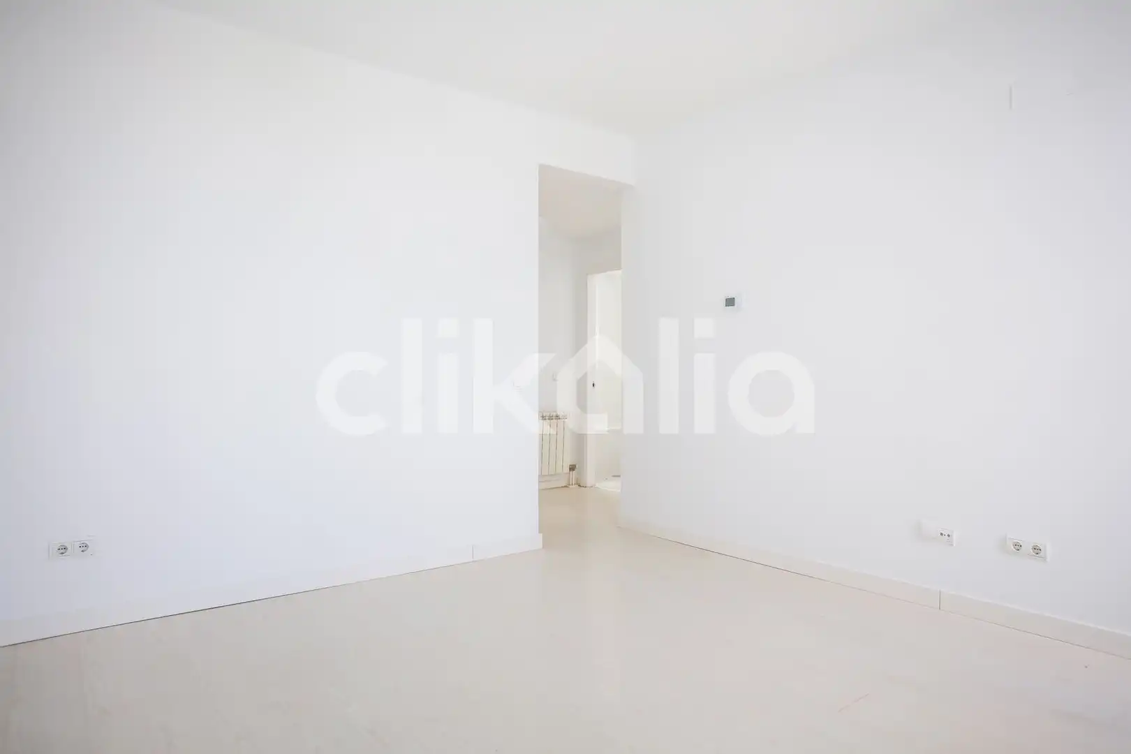 Habitación de Piso en venta en Madrid con Calefacción, Terraza y Trastero