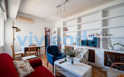 Living room of Flat for sale in  Madrid Capital  with Air Conditioner, Heating and Terrace