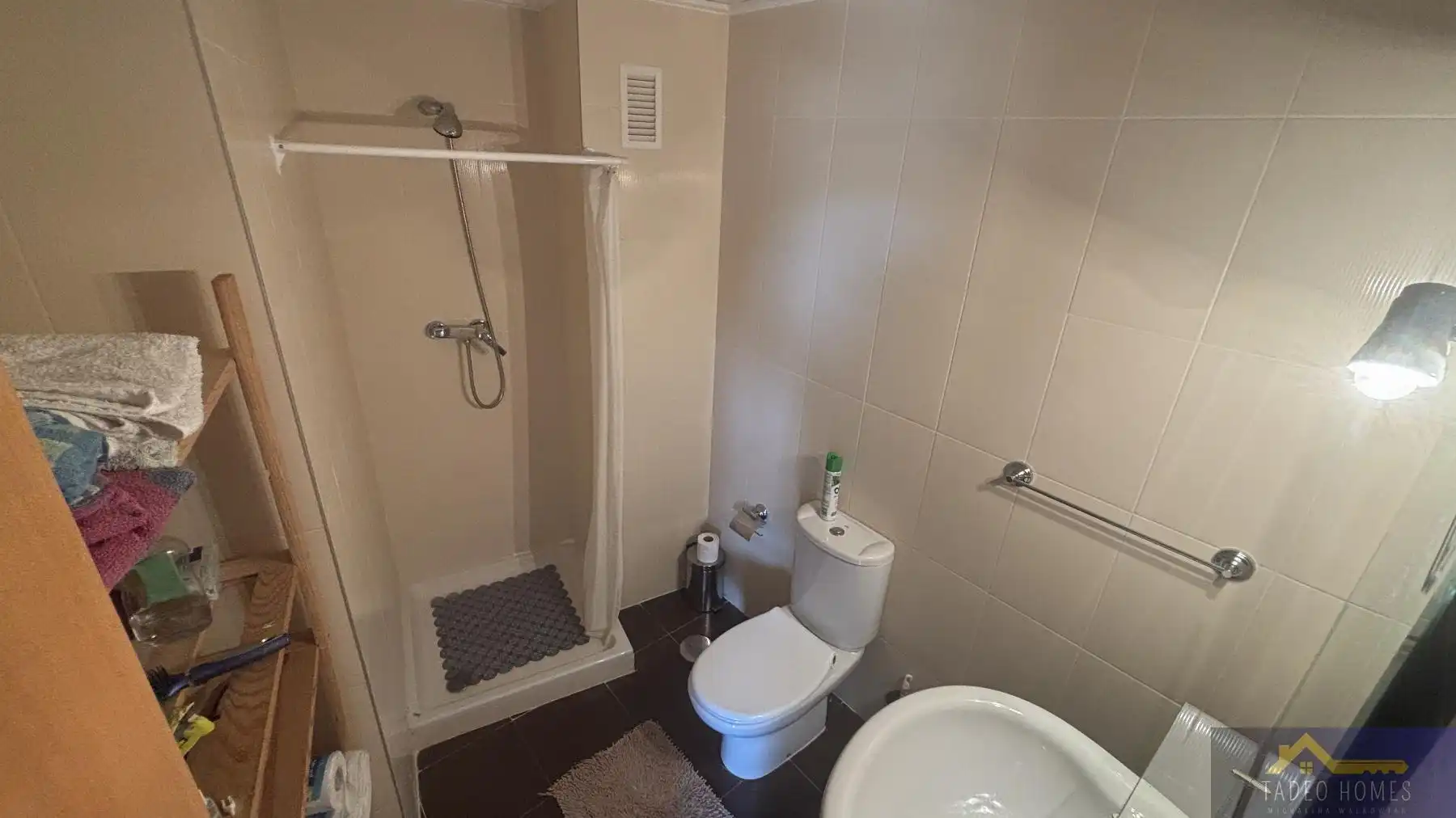 Baño de Apartamento de alquiler en Murcia con Aire acondicionado, Calefacción y Terraza
