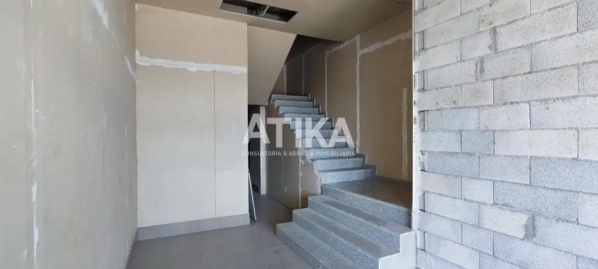 Oficina de alquiler en L'Olleria