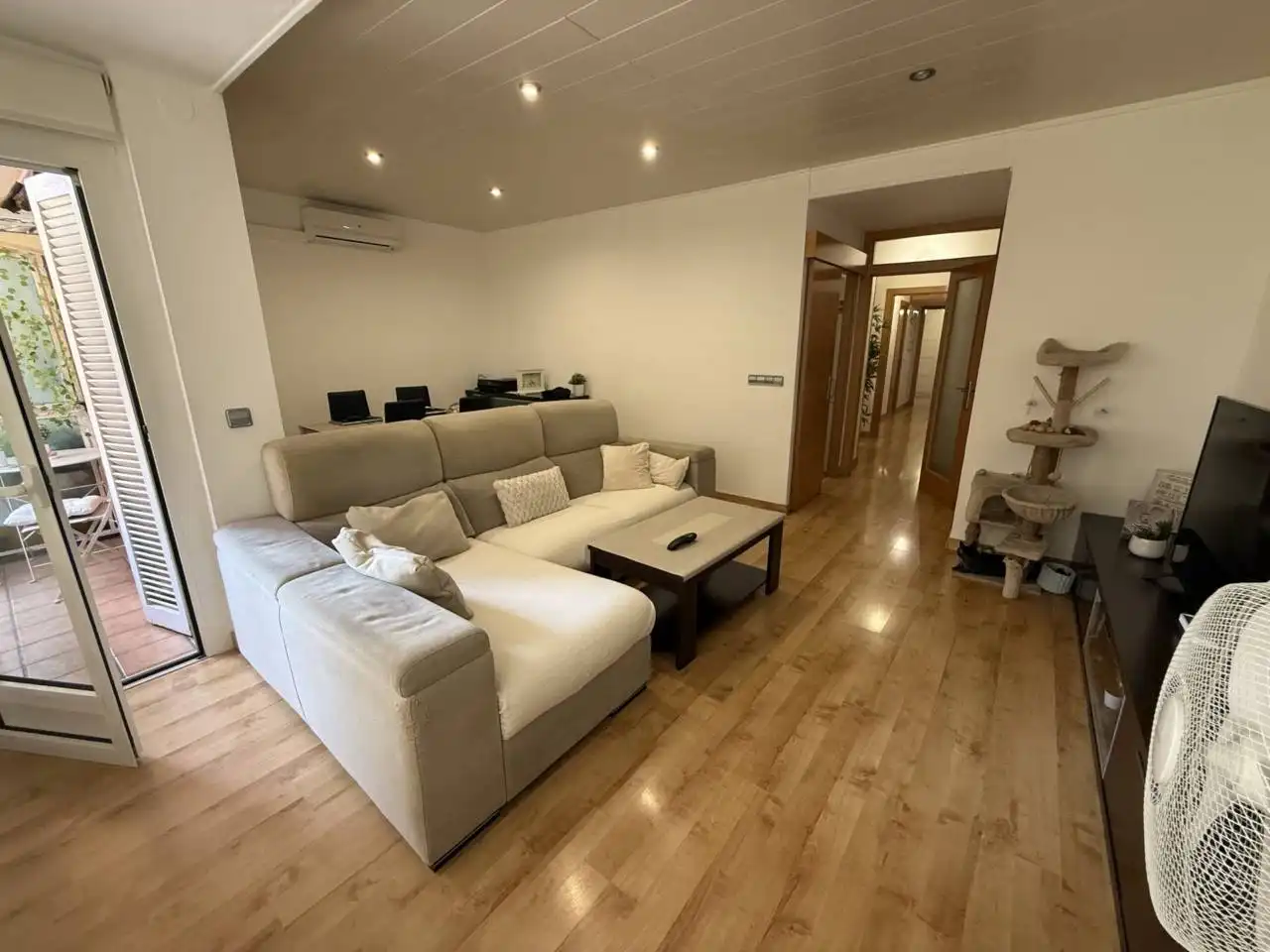 Sala de estar de Piso en venta en Sabadell con Aire acondicionado, Calefacción y Parquet