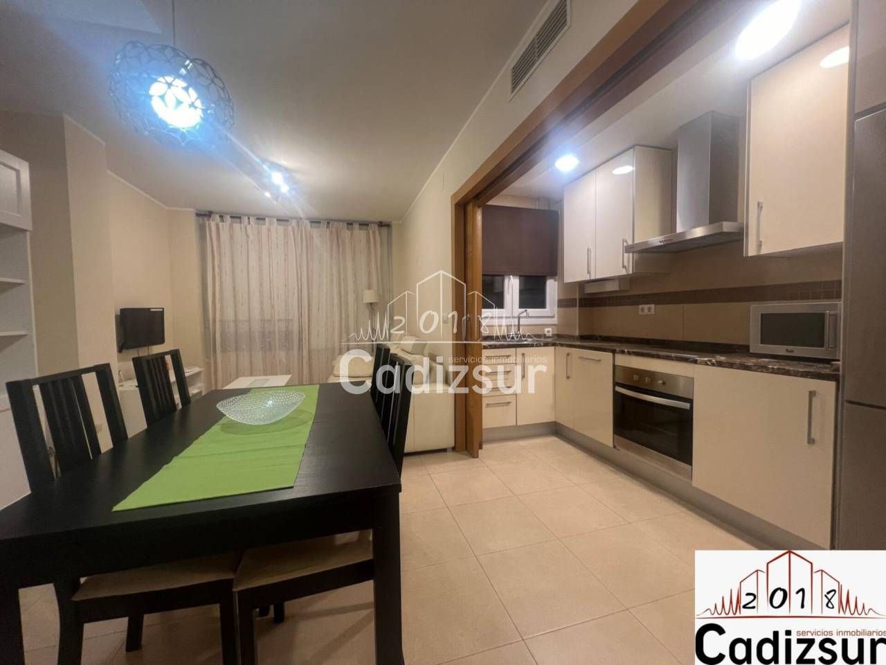 Cocina de Piso de alquiler en  Cádiz Capital con Aire acondicionado, Terraza y Amueblado