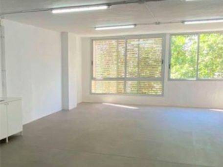 Local comercial en Alquiler en Avenida del Maresme, 117 en El Remei