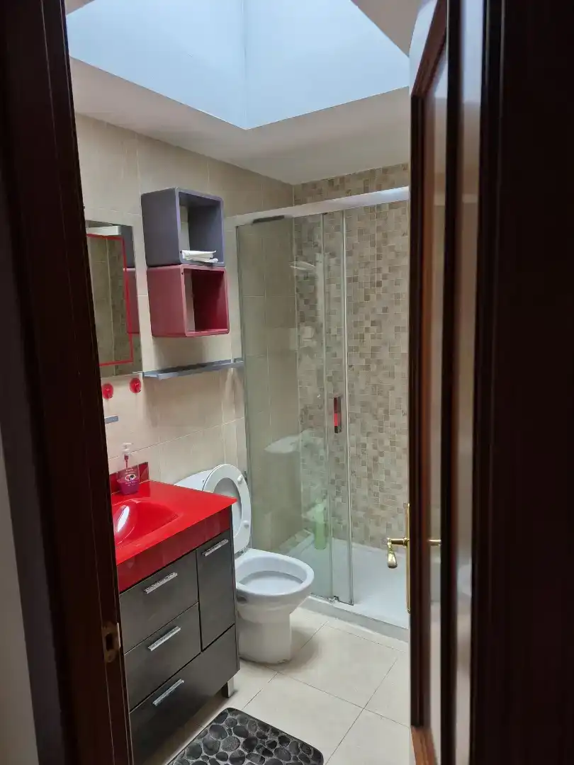 Baño de Piso en venta en Piélagos con Parquet, Amueblado y Horno