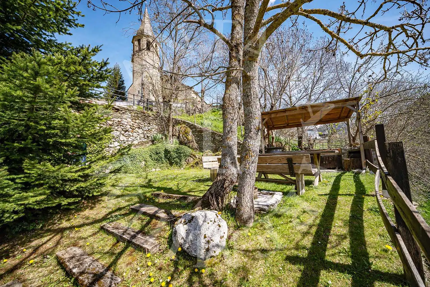 Jardín de Casa adosada en venta en Naut Aran con Calefacción, Jardín privado y Parquet