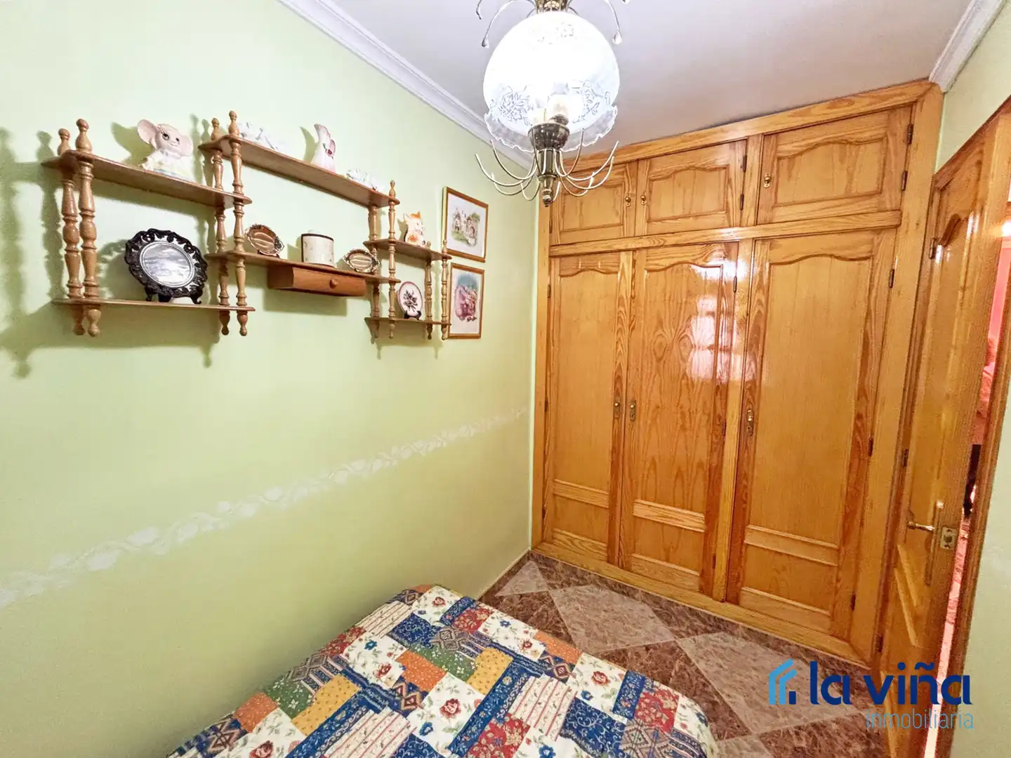Habitación de Casa o chalet en venta en Encinas Reales con Terraza, Trastero y Amueblado