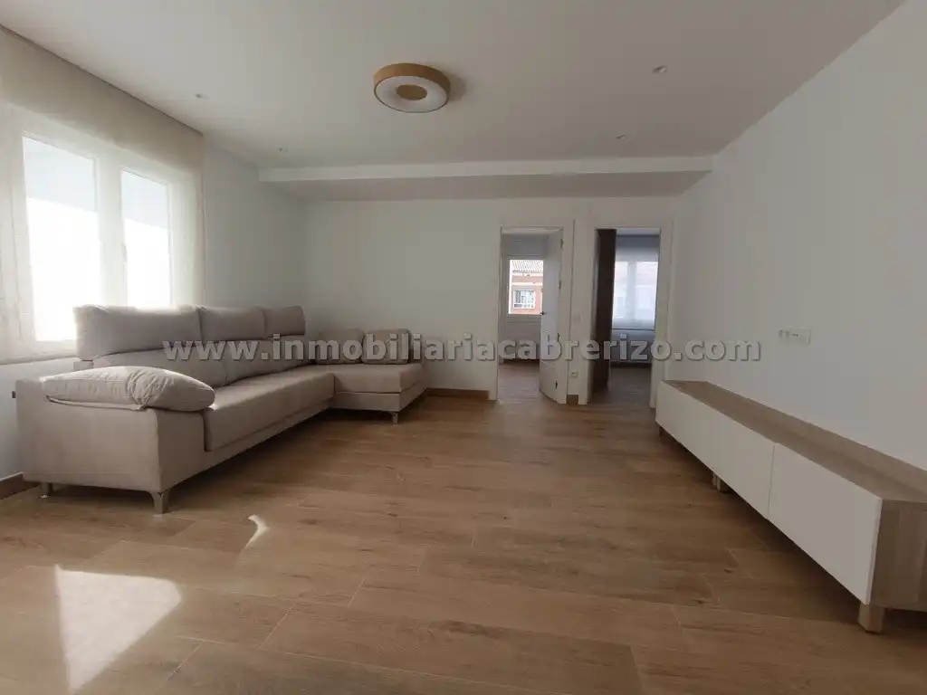 Sala de estar de Apartamento de alquiler en  Logroño con Aire acondicionado, Calefacción y Terraza
