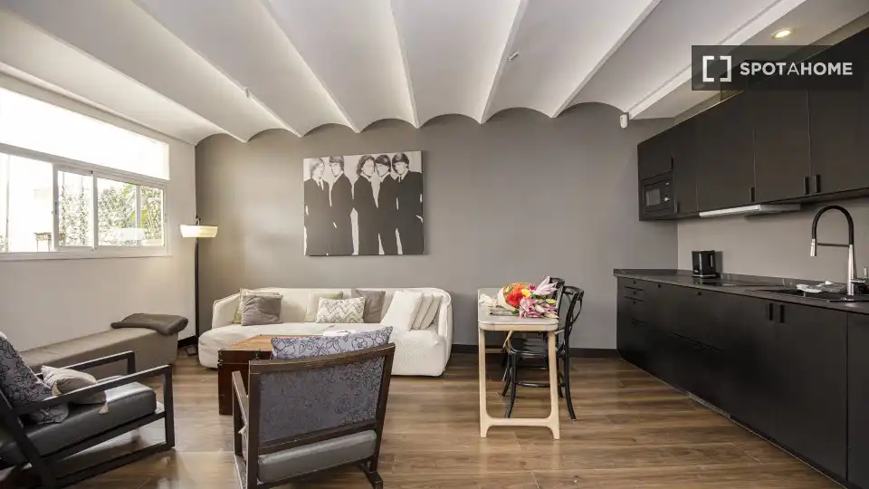 Flat with terrace to rent in Ciutat Vella, imagen 6
