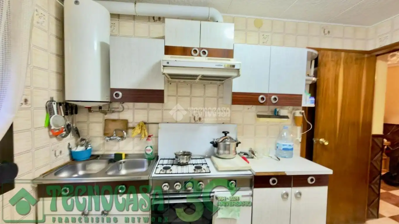 Cuina de Casa adosada en venda en Quero amb Calefacció i Terrassa