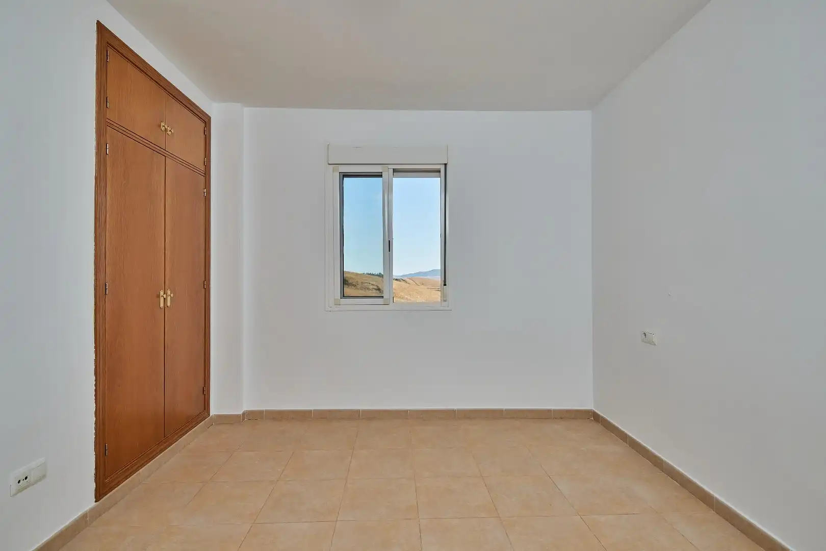 Habitación de Casa adosada en venta en Medina Sidonia con Terraza, Balcón y Alarma