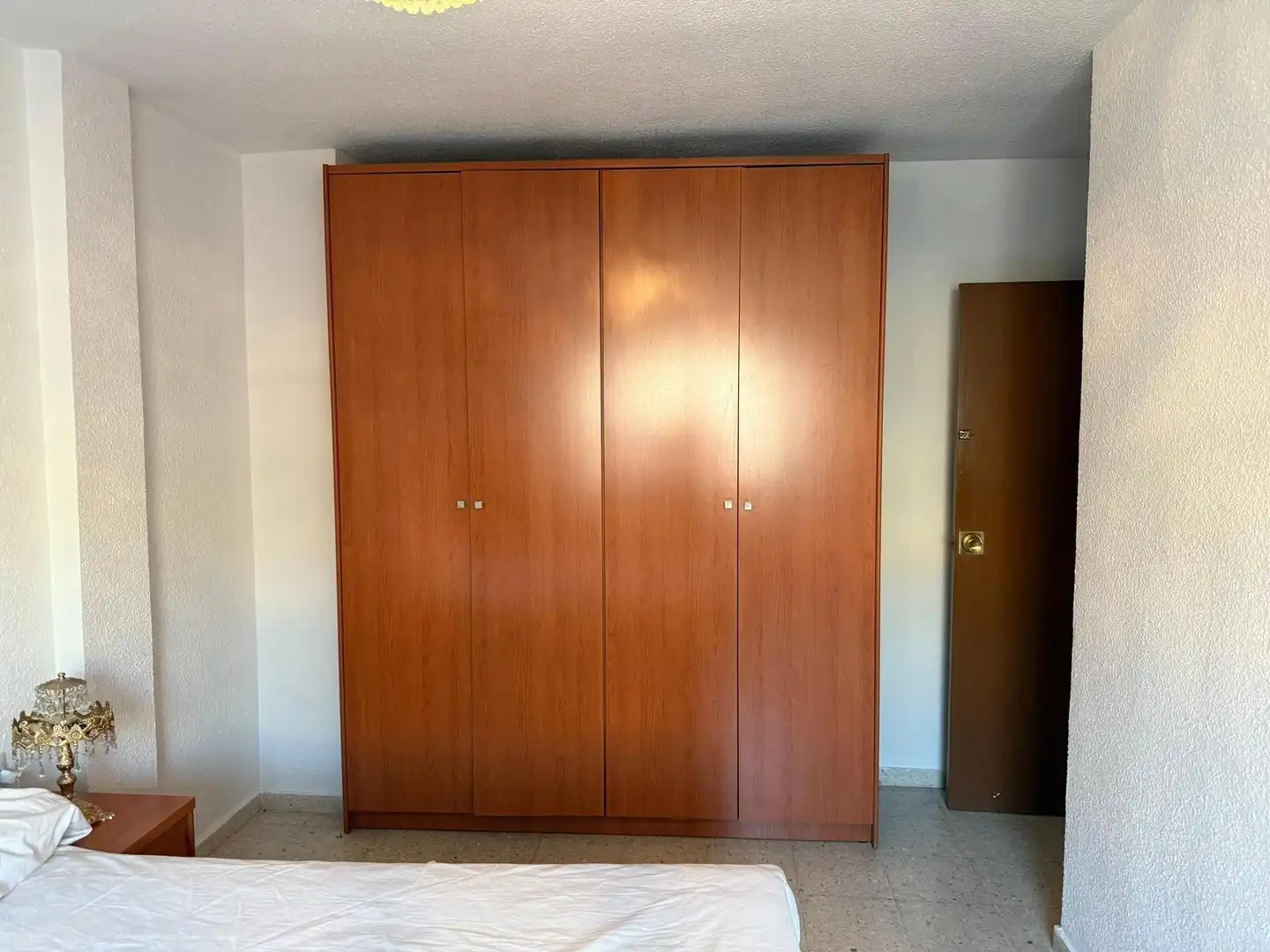 Bedroom of Flat for share in Granada  with Air Conditioner, Terrace and Furnished