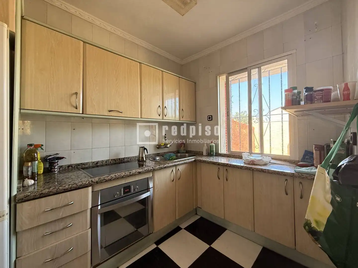 Cuina de Casa o xalet en venda en Málaga amb Terrassa