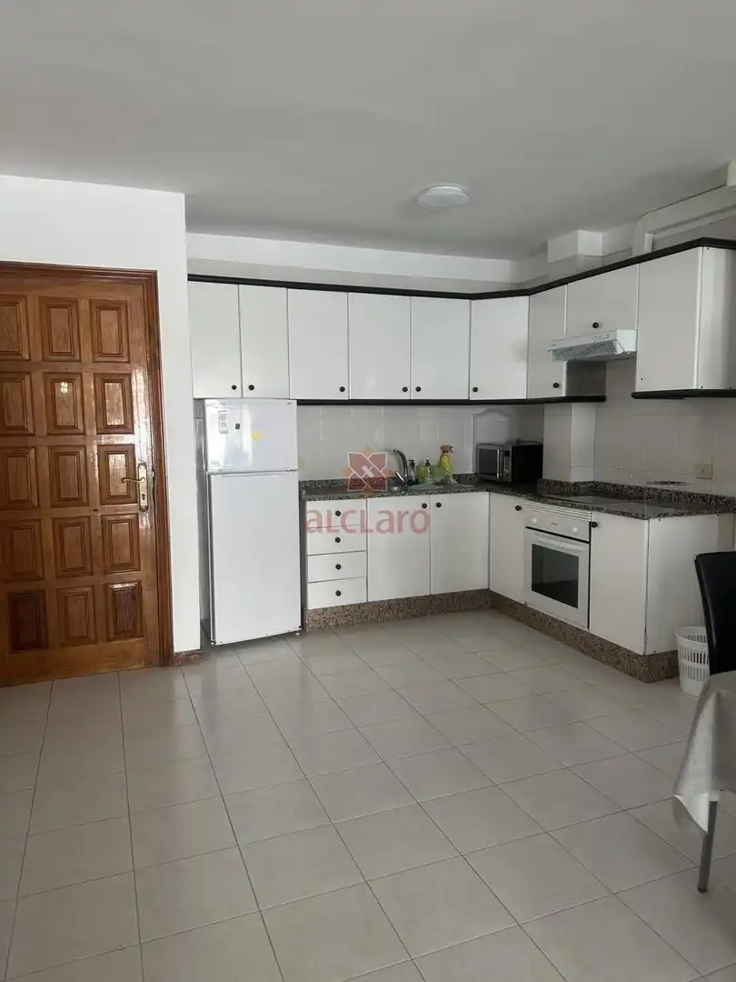 Apartament amb piscina en venda a Calle Finlandia, imagen 8