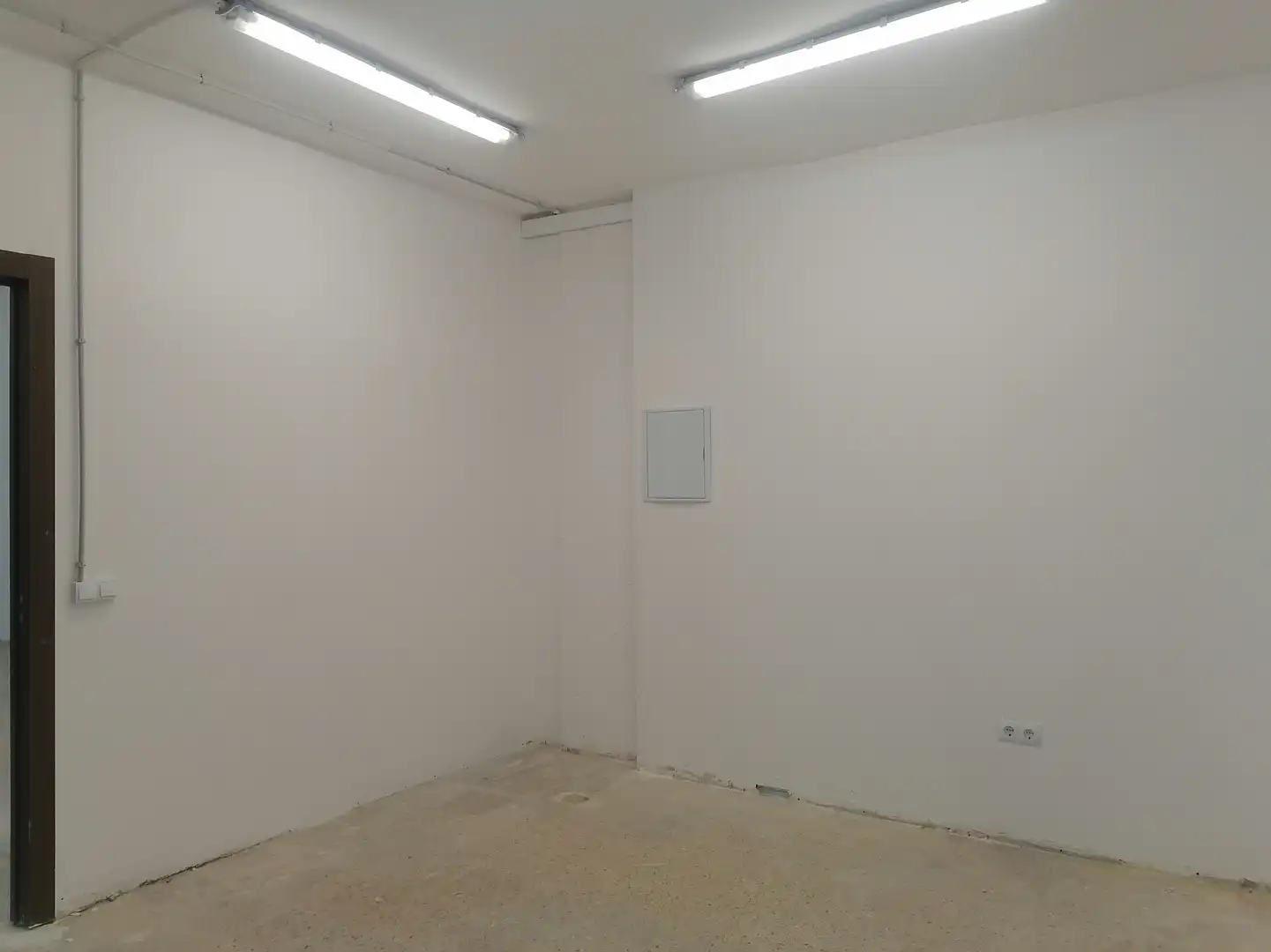 Local de alquiler en Cornellà de Llobregat con Aire acondicionado